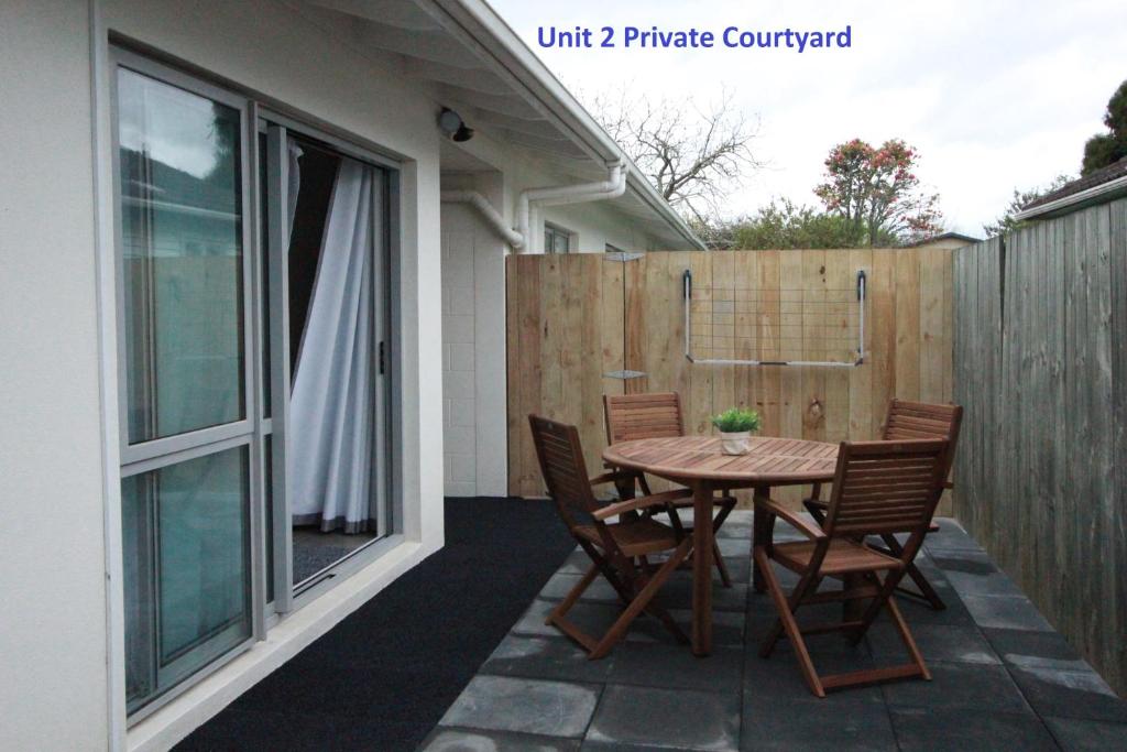 Rose Apartments Central Rotorua- Accommodation & Private Spa - Resim 12