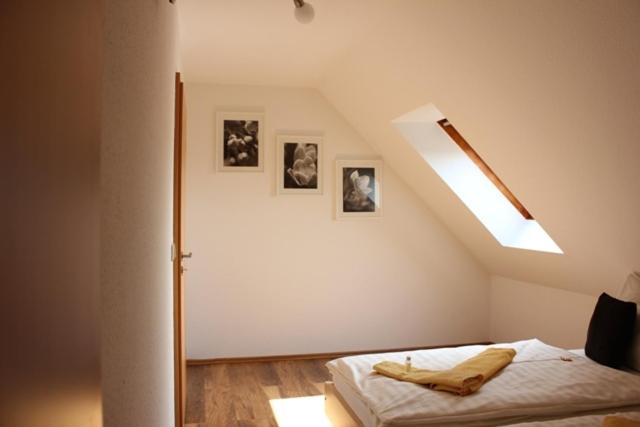 Postel nebo postele na pokoji v ubytování Lindenhof