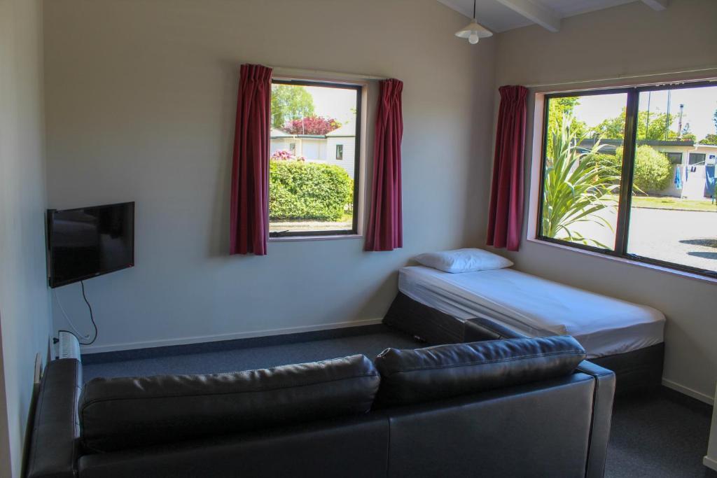 Holdens Bay Holiday Park - Resim 29