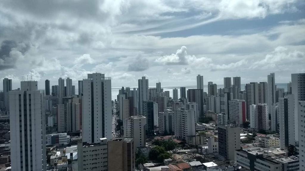 Lindo flat. Boa Viagem ao lado do shopping Recife  Lindo flat. Boa Viagem ao lado do shopping Recife