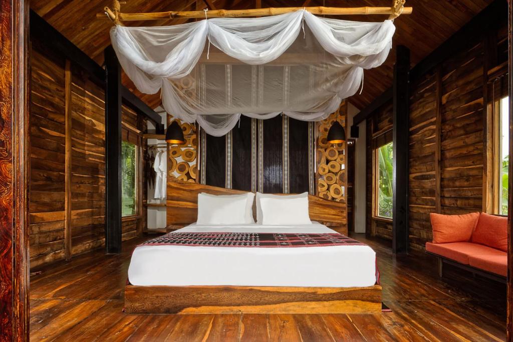 Postel nebo postele na pokoji v ubytování Lak Tented Camp