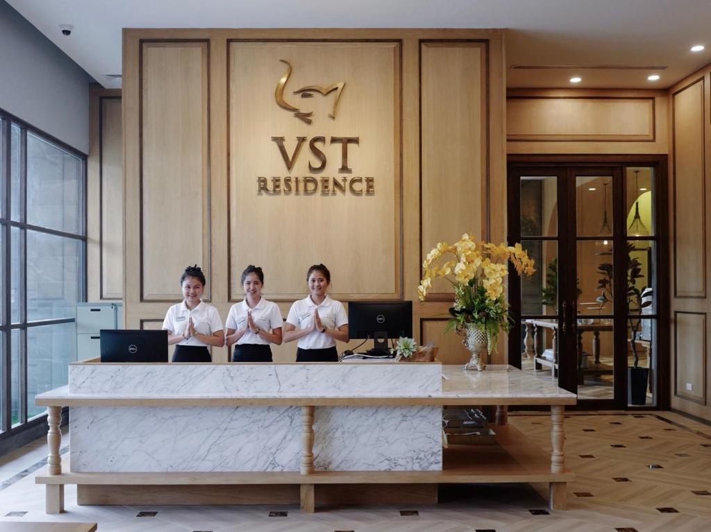 Členové personálu v ubytování VST Residence -SHA PLUS Certified