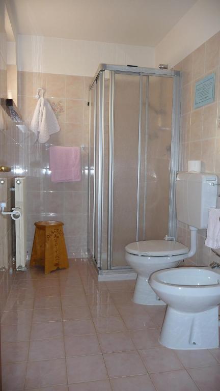 Koupelna v ubytování Albergo Nuoitas