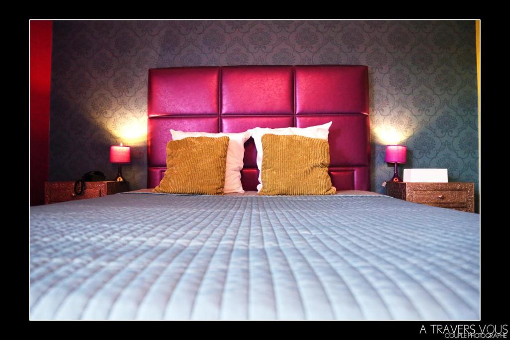 Postel nebo postele na pokoji v ubytování V E R O N E - Rooms & Suites - Liège - Rocourt