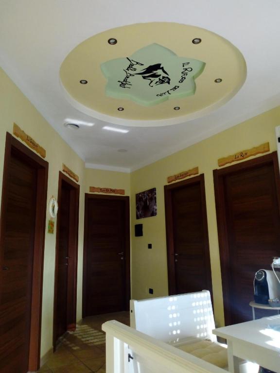 TV a/nebo společenská místnost v ubytování B&B Il Rifugio del Lupo - E6721