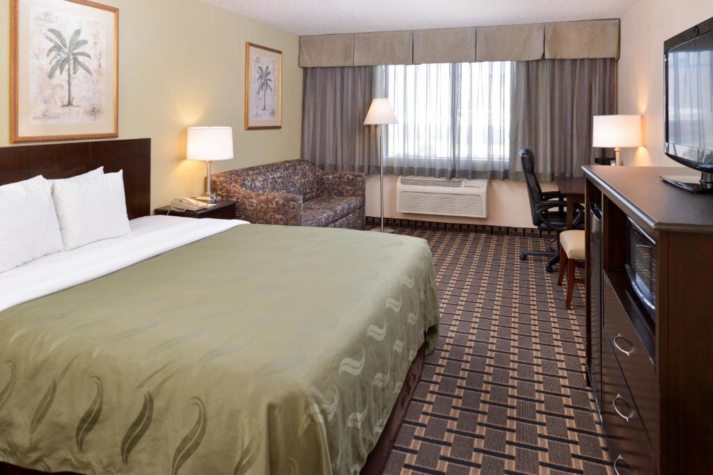 Quality Inn & Suites Montebello - Los Angeles - 