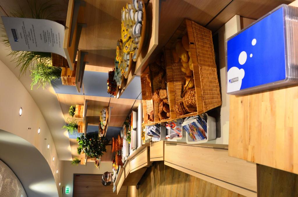 Kuchyň nebo kuchyňský kout v ubytování H2 Hotel Berlin-Alexanderplatz
