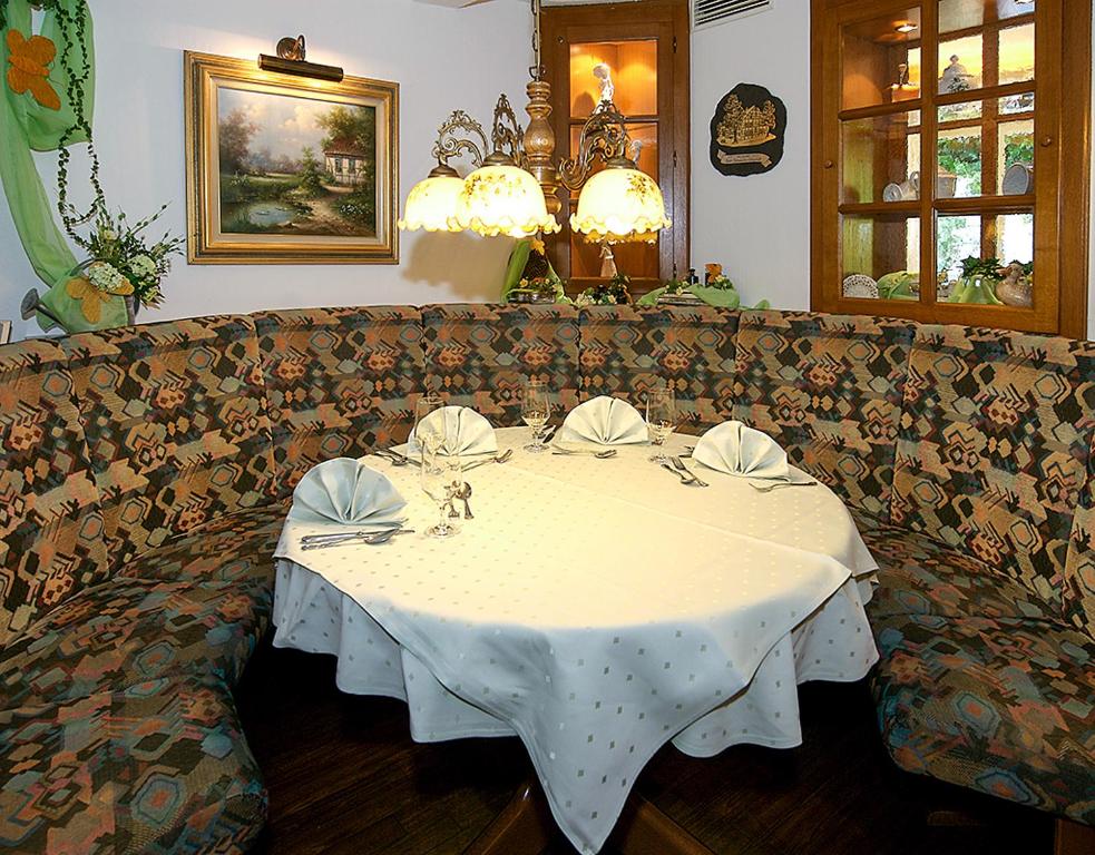Hotel-Restaurant Schmachtenbergshof - Resim 33