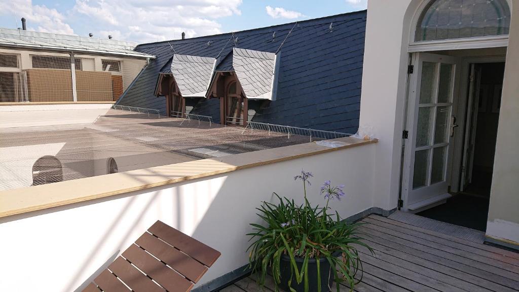 "goethezimmer" - auf dem Dach der NOTENBANK - 19