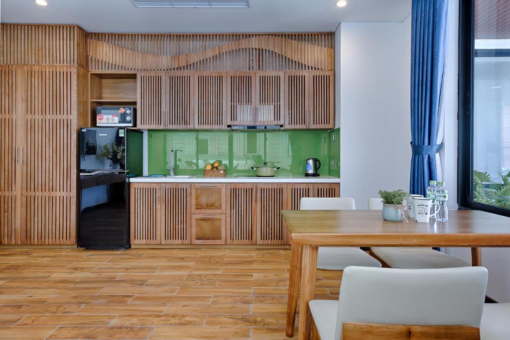 Kuchyň nebo kuchyňský kout v ubytování Animor Green Home Villa Da Nang