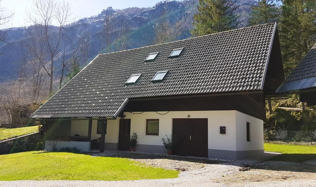 Nespecifikovaný výhled na hory nebo výhled na hory při pohledu z apartmánu