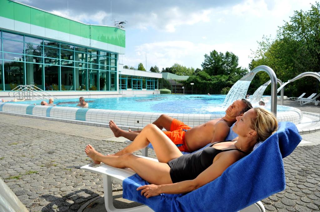 Bazén v ubytování Luxus Suite Engel inklusive THERMEplus nebo v jeho okolí