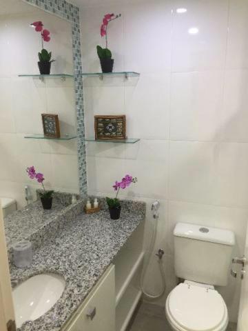  Apto no Condominio Porto Real Resort