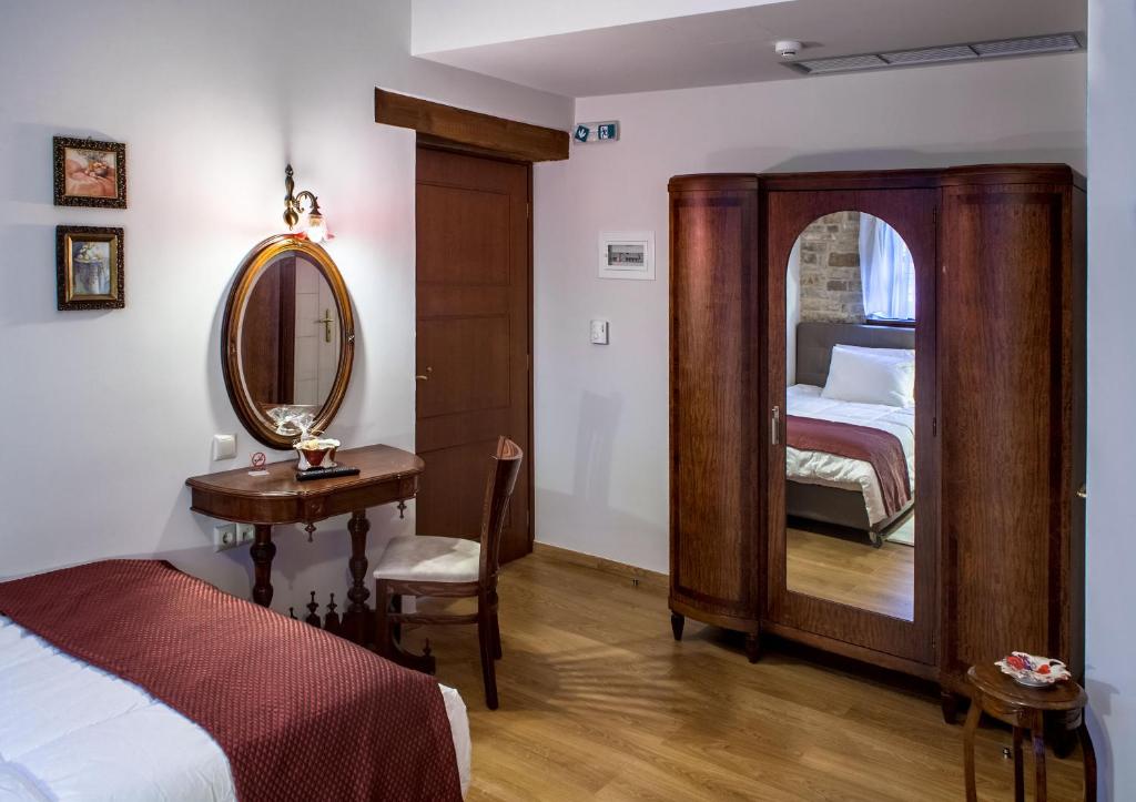 Gioraldi Art Hotel - 8