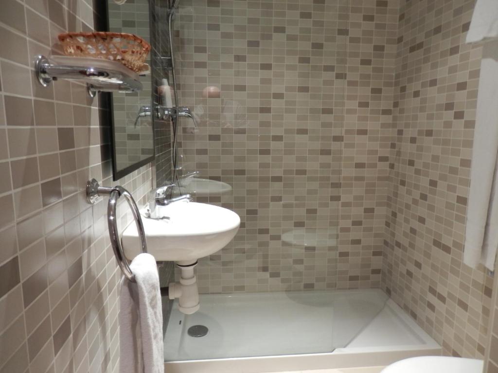 Koupelna v ubytování Hotel Inglés