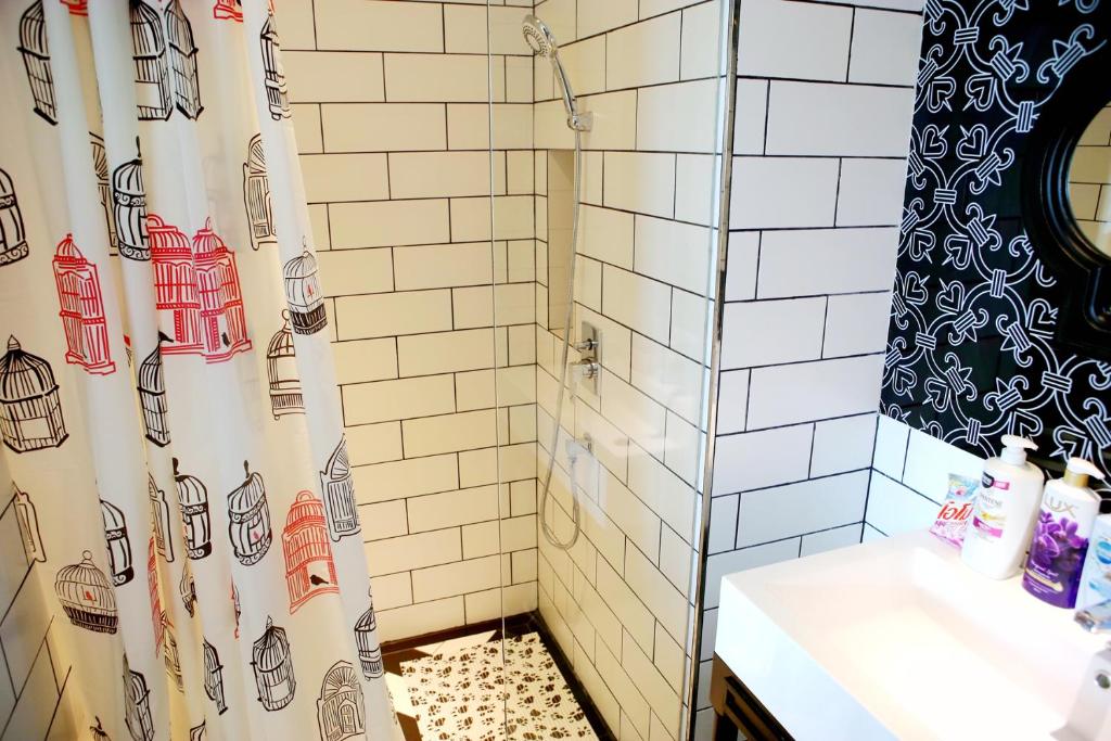 Venetian Poseidon Pool Hotel - Resim 3