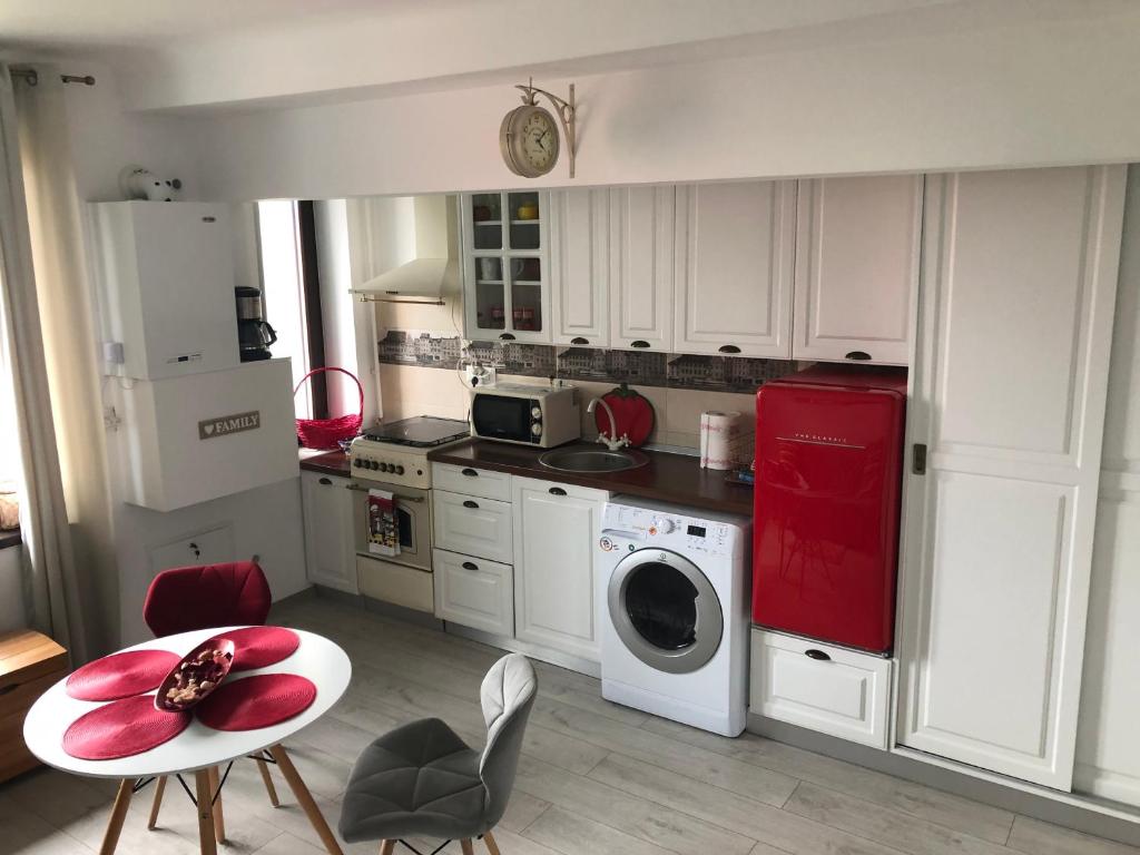 Vintage Apartment Suceava - Housity