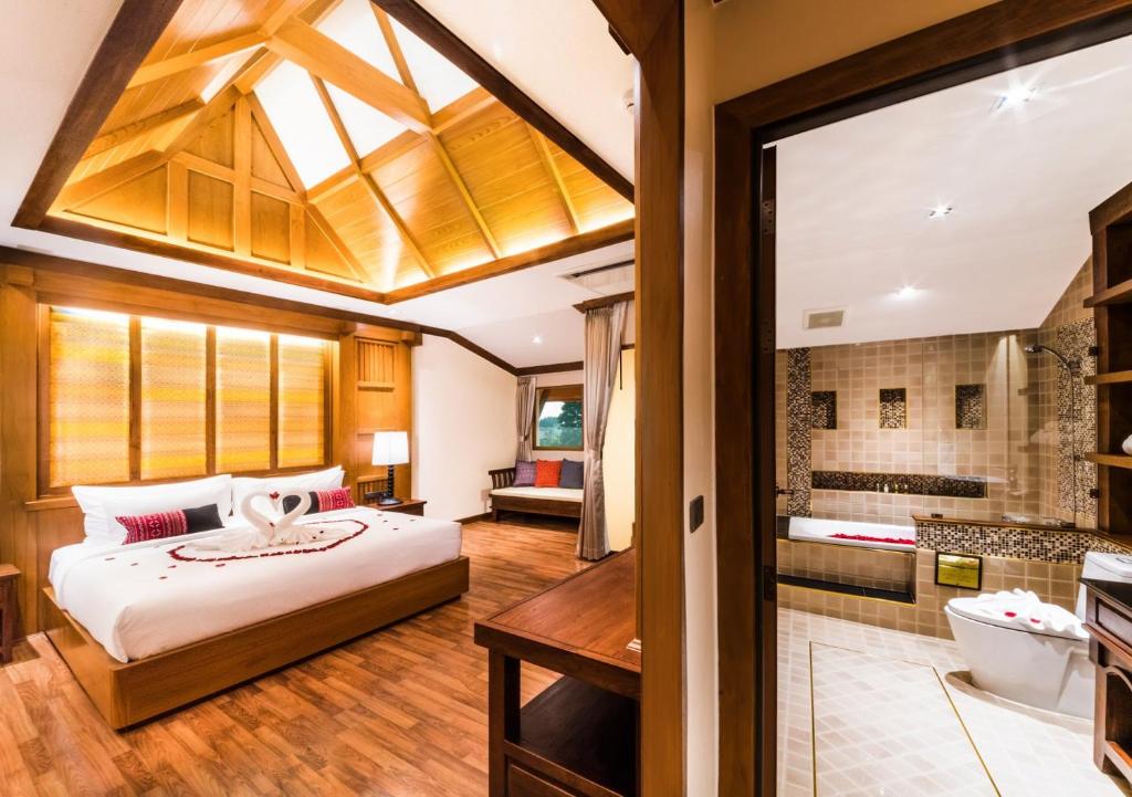 Phra Singh Village - 8