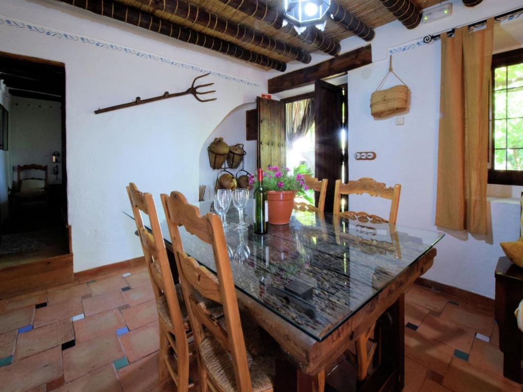 Fotografia z galérie ubytovania Cottage in Fuentes de Cesna with swimming pool v destinácii Fuentes de Cesna