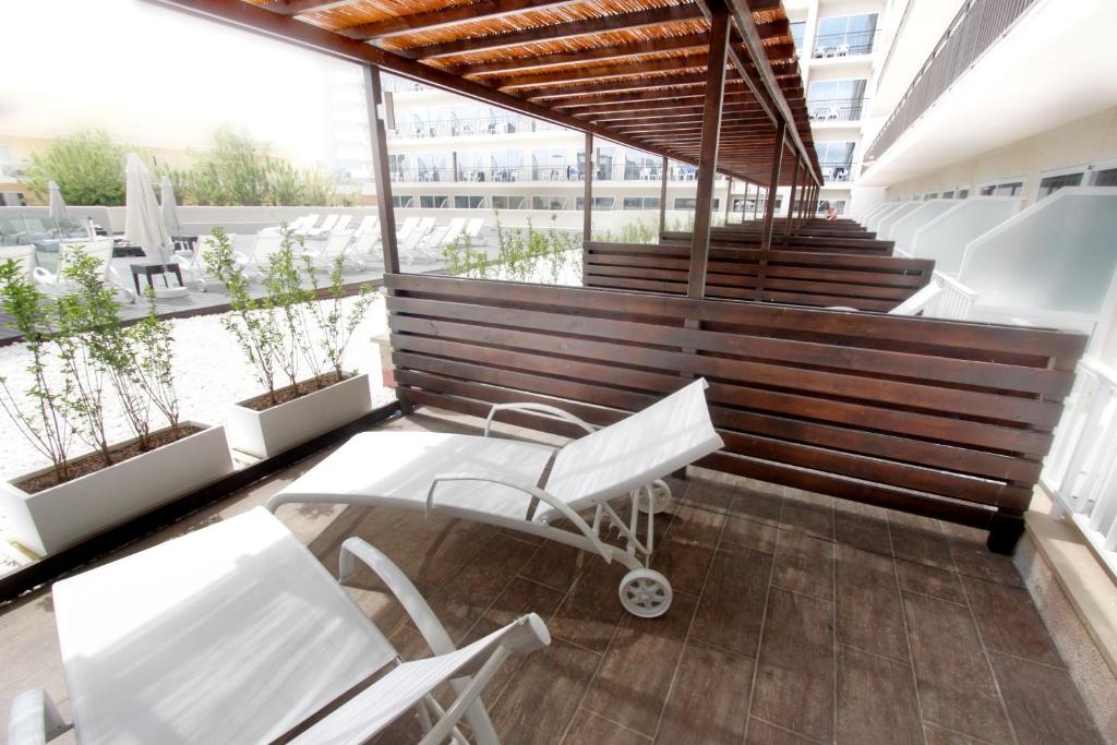 A balcony or terrace at BG Java