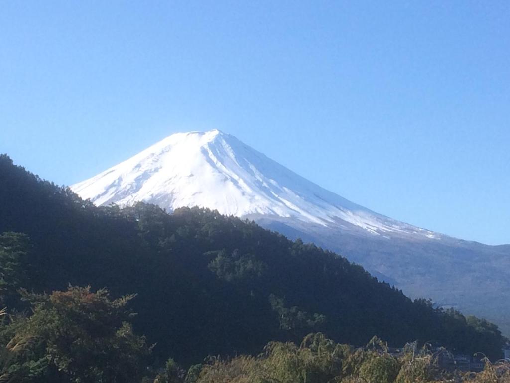 ホテルから撮影された、または一般的な山の景色