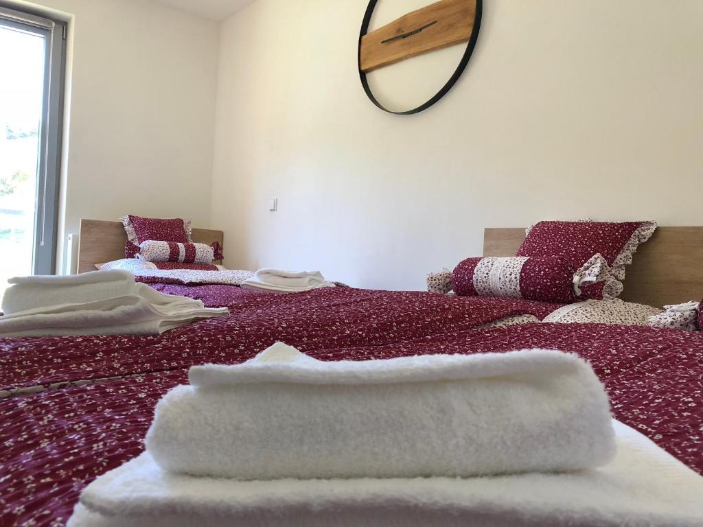 Postel nebo postele na pokoji v ubytování Apartmán Jestřáb č.15
