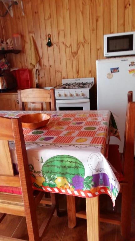 Kuchyň nebo kuchyňský kout v ubytování Cabañas El Hornero