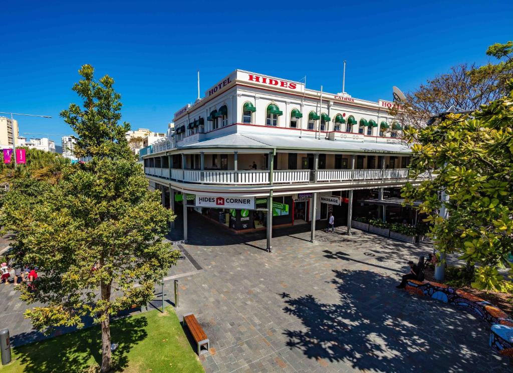 Hides Hotel Cairns Hides Hotel Cairns