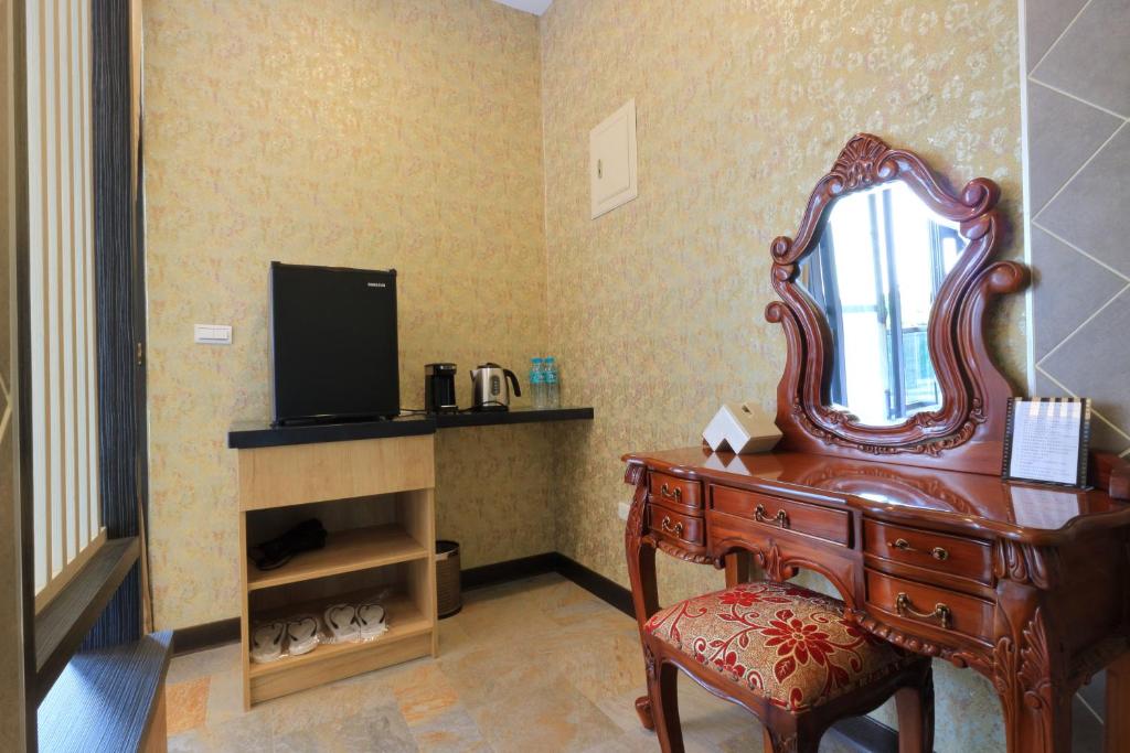 TV a/nebo společenská místnost v ubytování Eastern love B&B