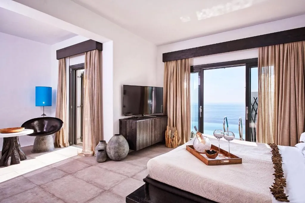 Majestic Retreat Suite with Private Pool