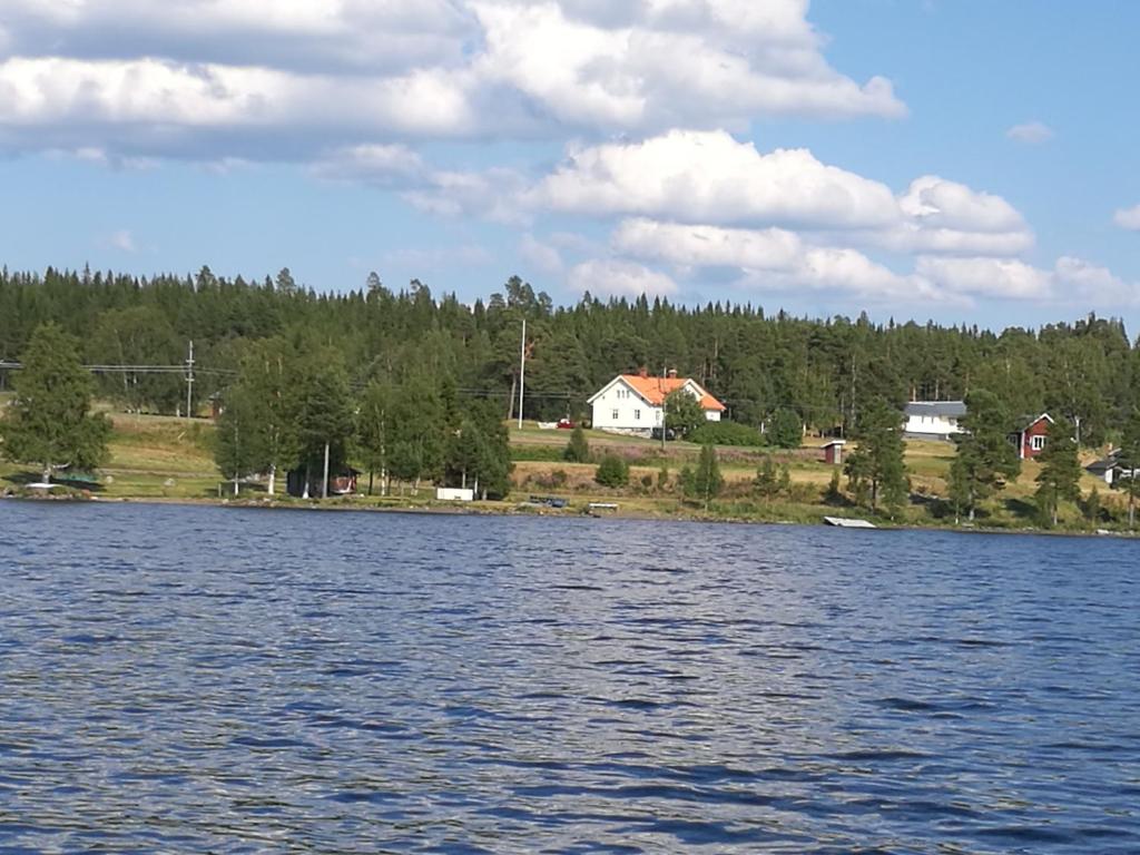 Strandgården i Åredalen, Stora huset - Housity
