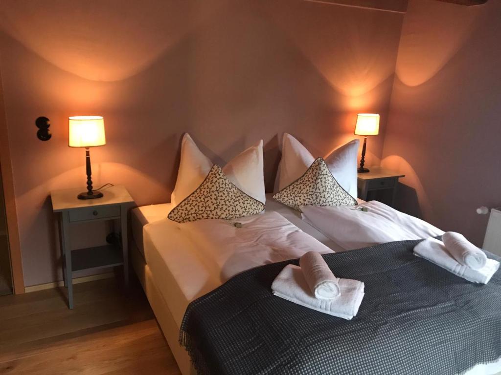 Voodi või voodid majutusasutuse Landhotel Ruhepol - garni toas