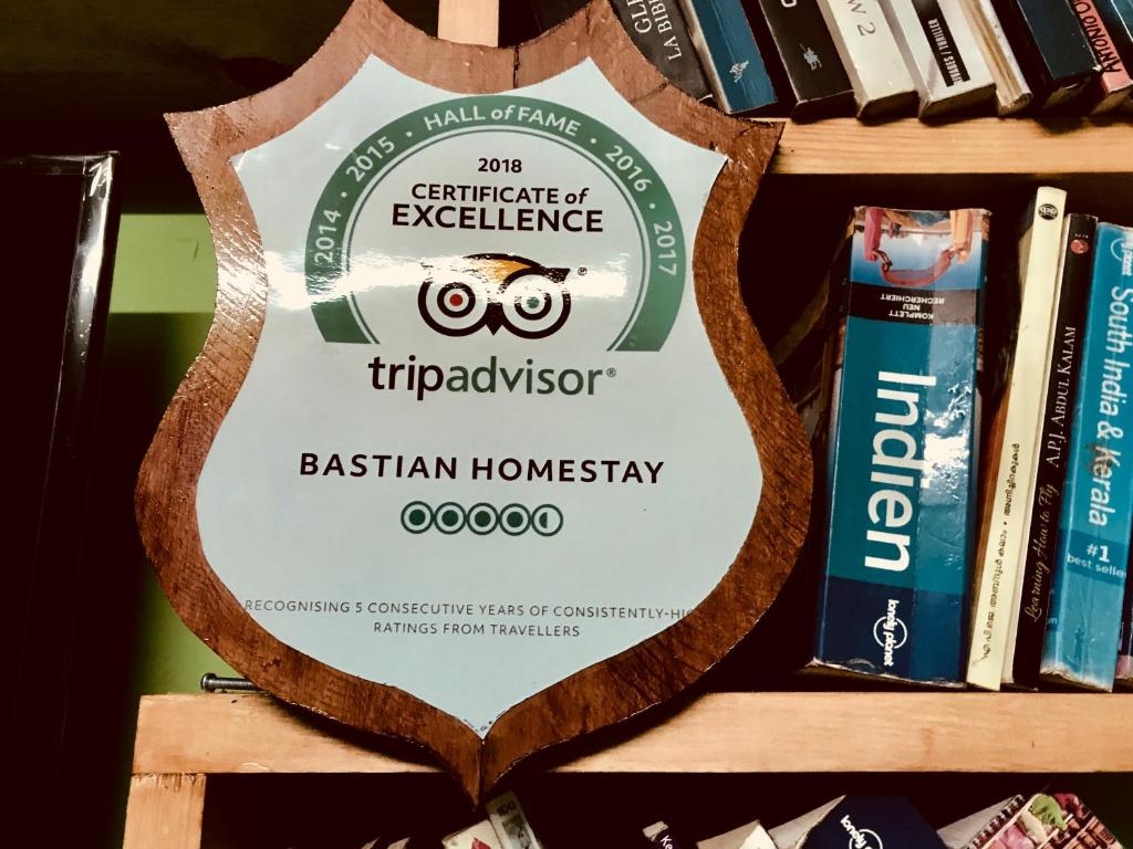 Certifikát, hodnocení, plakát nebo jiný dokument vystavený v ubytování Bastian Homestay