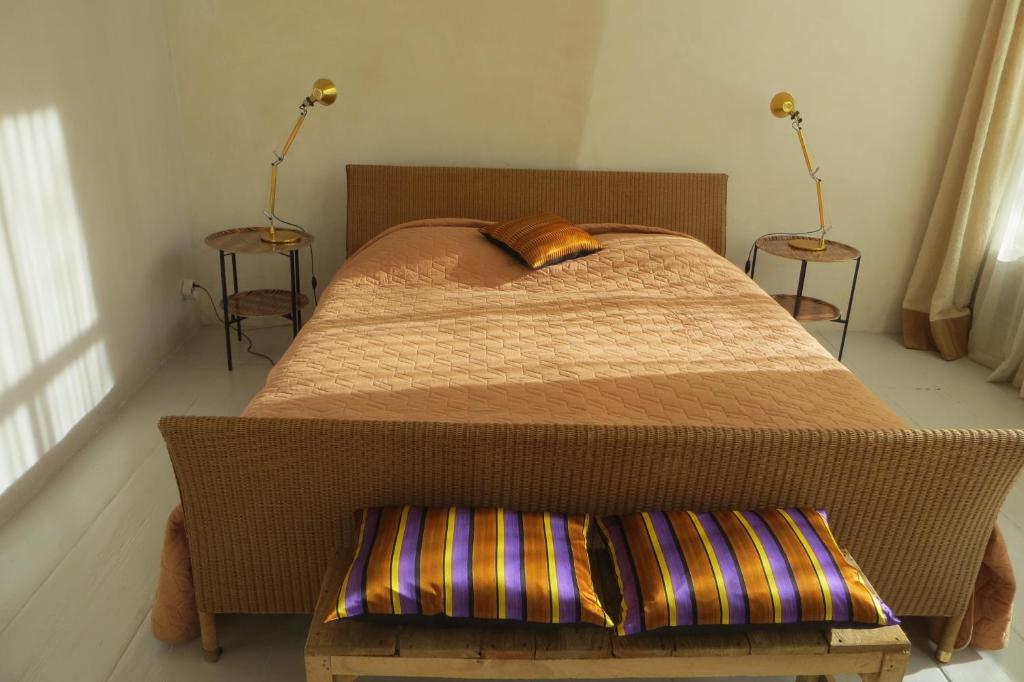 A bed or beds in a room at Casa Luna