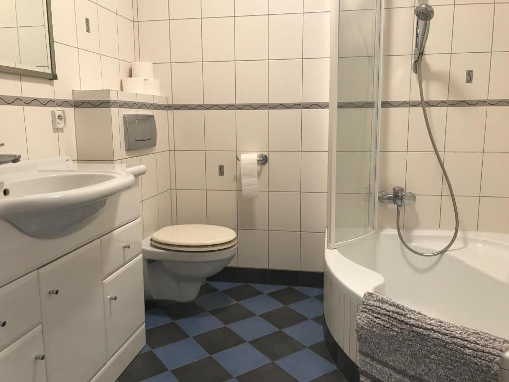 Kúpeľňa v ubytovaní KEN 15