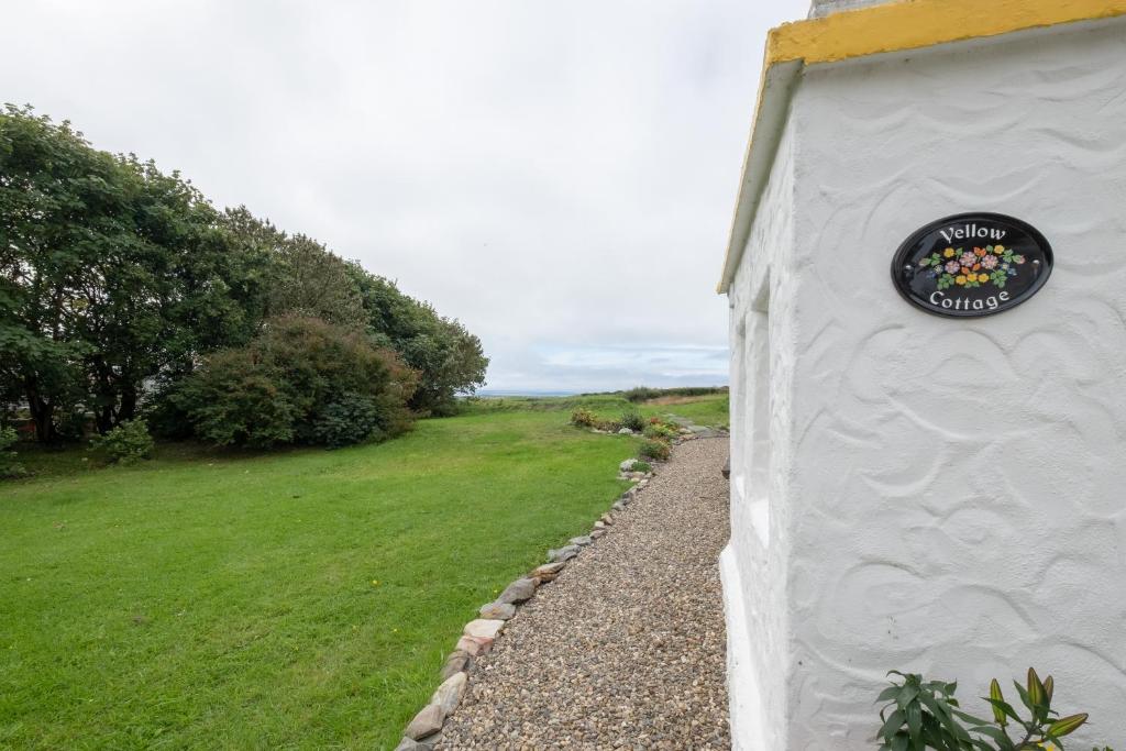 Yellow Cottage, Doolin photo