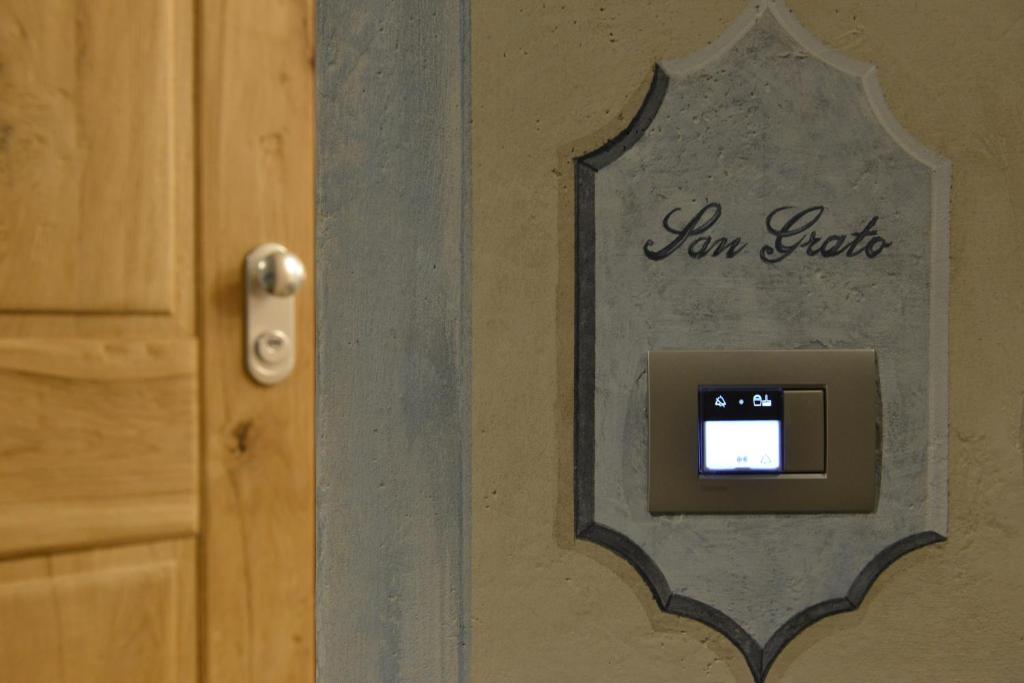 Le Reve Charmant Apartments - Via Sant'Orso,2 - 9