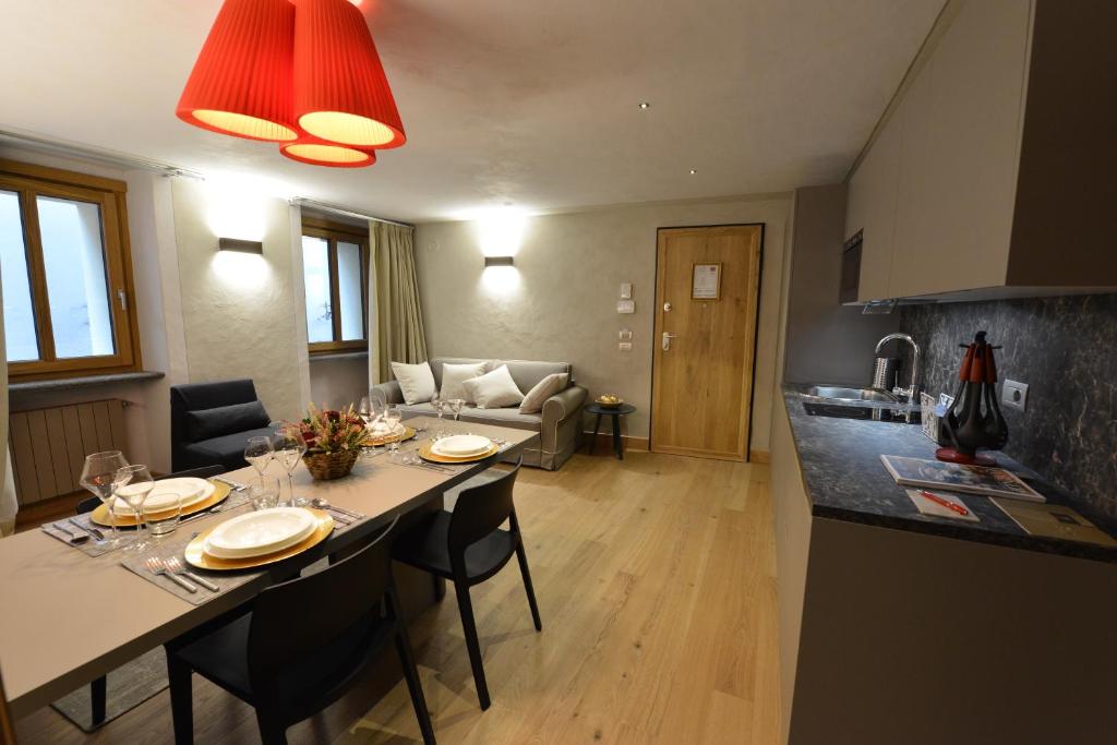 Le Reve Charmant Apartments - Via Sant'Orso,2 - 2