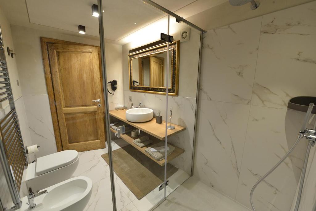 Le Reve Charmant Apartments - Via Sant'Orso,2 - 13