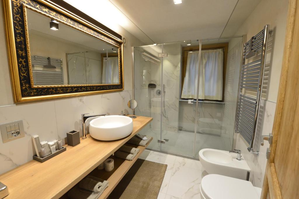 Le Reve Charmant Apartments - Via Sant'Orso,2 - 14