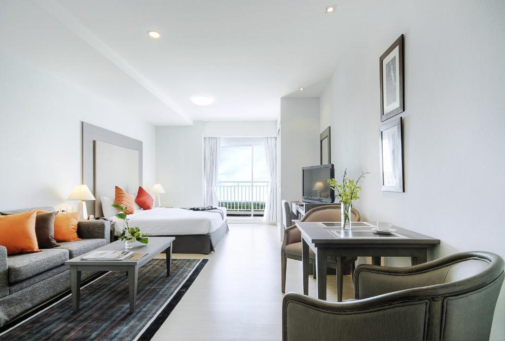 Classic Kameo Hotel & Serviced Apartment, Rayong - Suite De Estudio