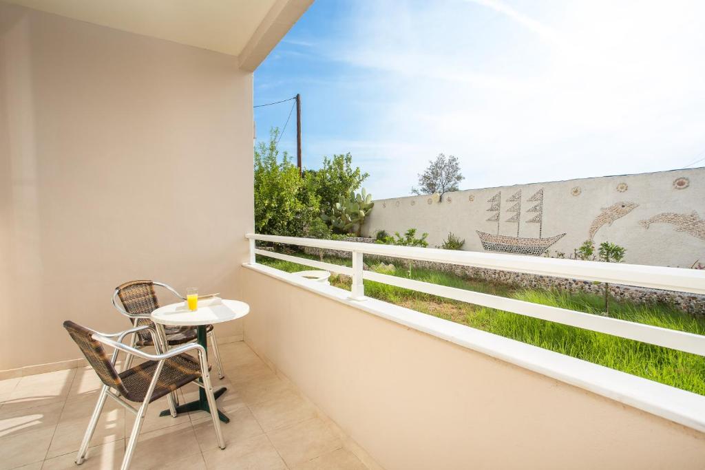 Saint Amon Hotel - 17