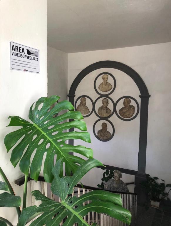 Zdjęcie z galerii obiektu Chiaia Guest House w mieście Neapol