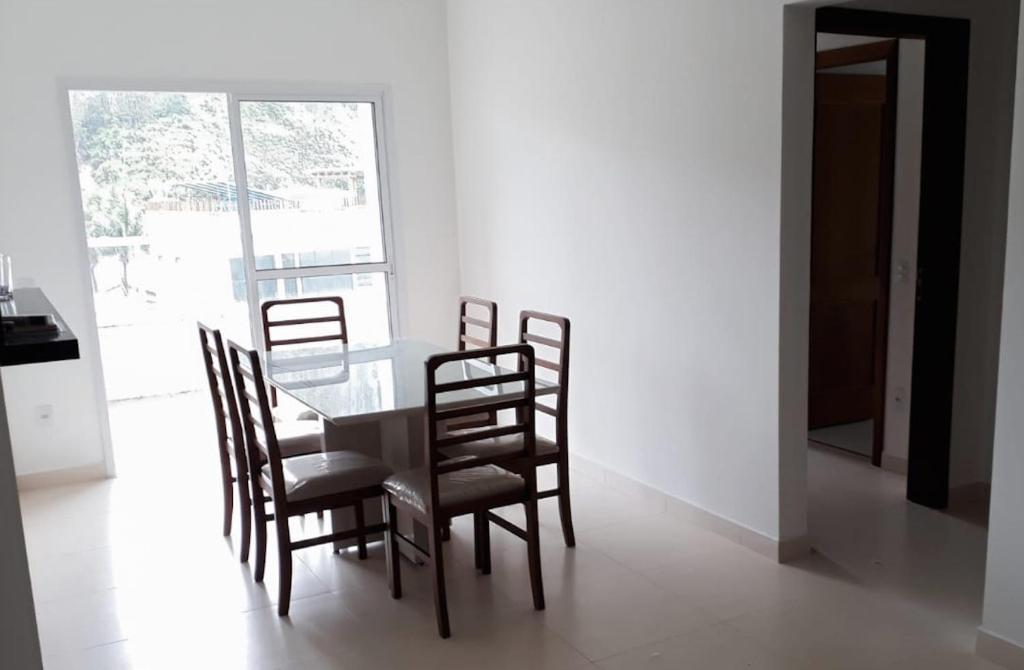  Apartamentos na Praia Toninhas