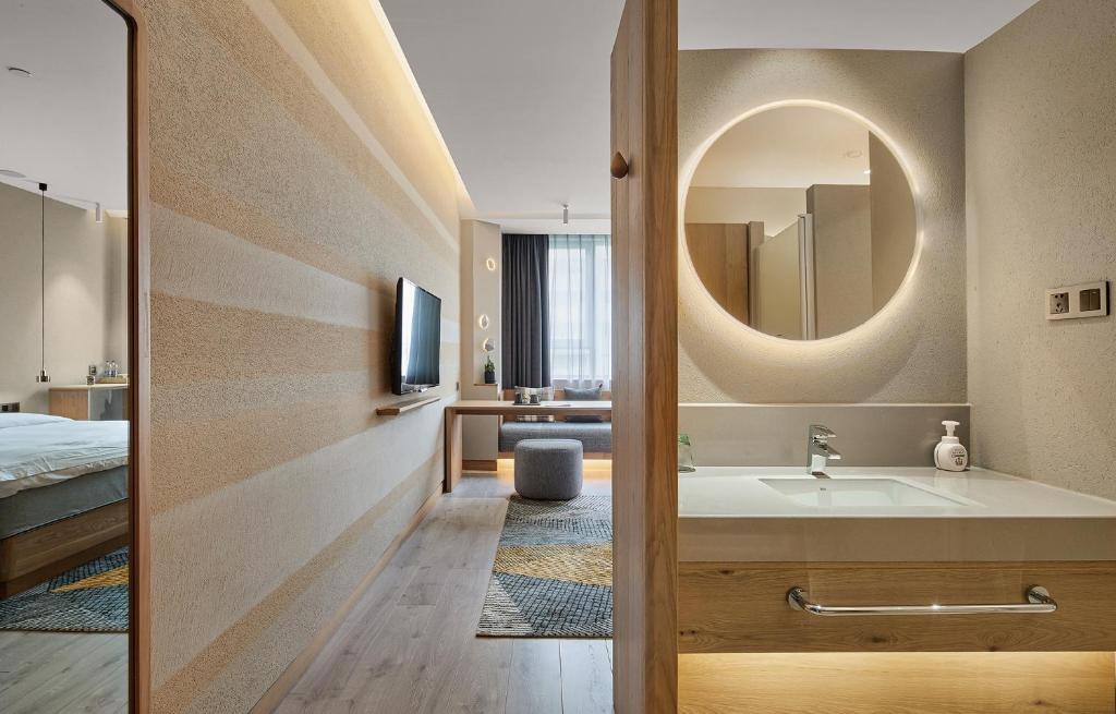 Vannituba majutusasutuses EBO Hotel Hangzhou Wulin - 5 mins drive to the West Lake