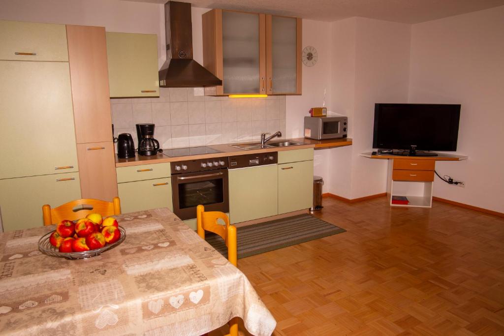 Kuchyň nebo kuchyňský kout v ubytování Haus Bitschnau