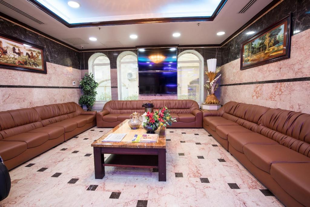 Posezení v ubytování Al Jazeerah Hotel