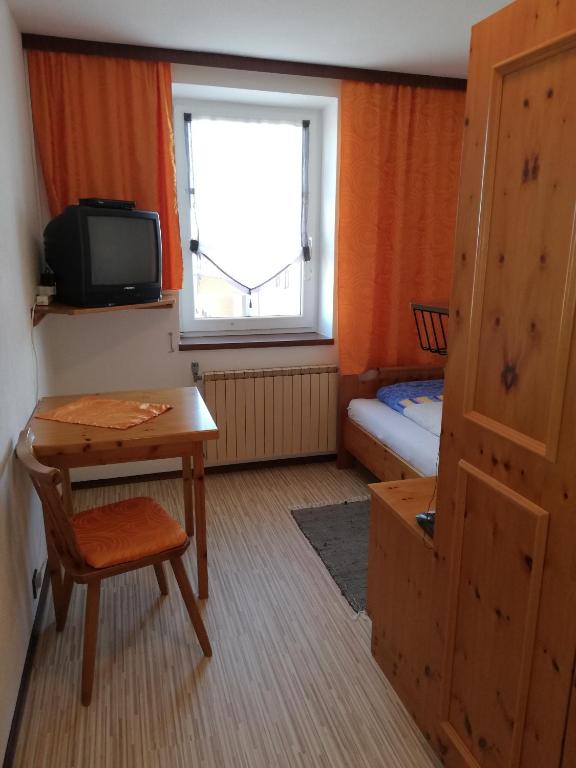 Posteľ alebo postele v izbe v ubytovaní Gästezimmer Glaser