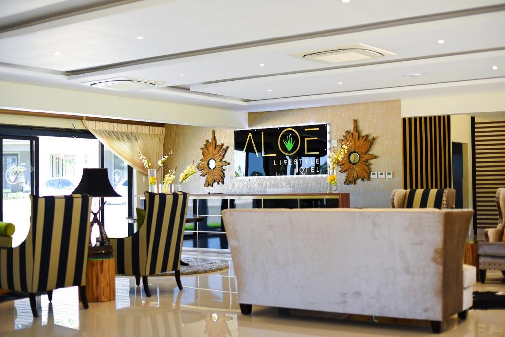 Lobby alebo recepcia v ubytovaní Aloe Lifestyle Hotel