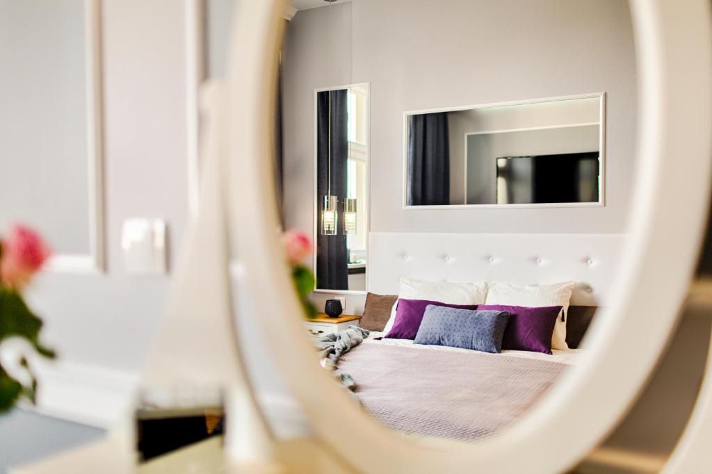 Main Square Apartments - 15